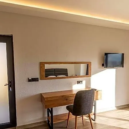 Hotel Tolstoy'un Bisikleti Gokceada 3*